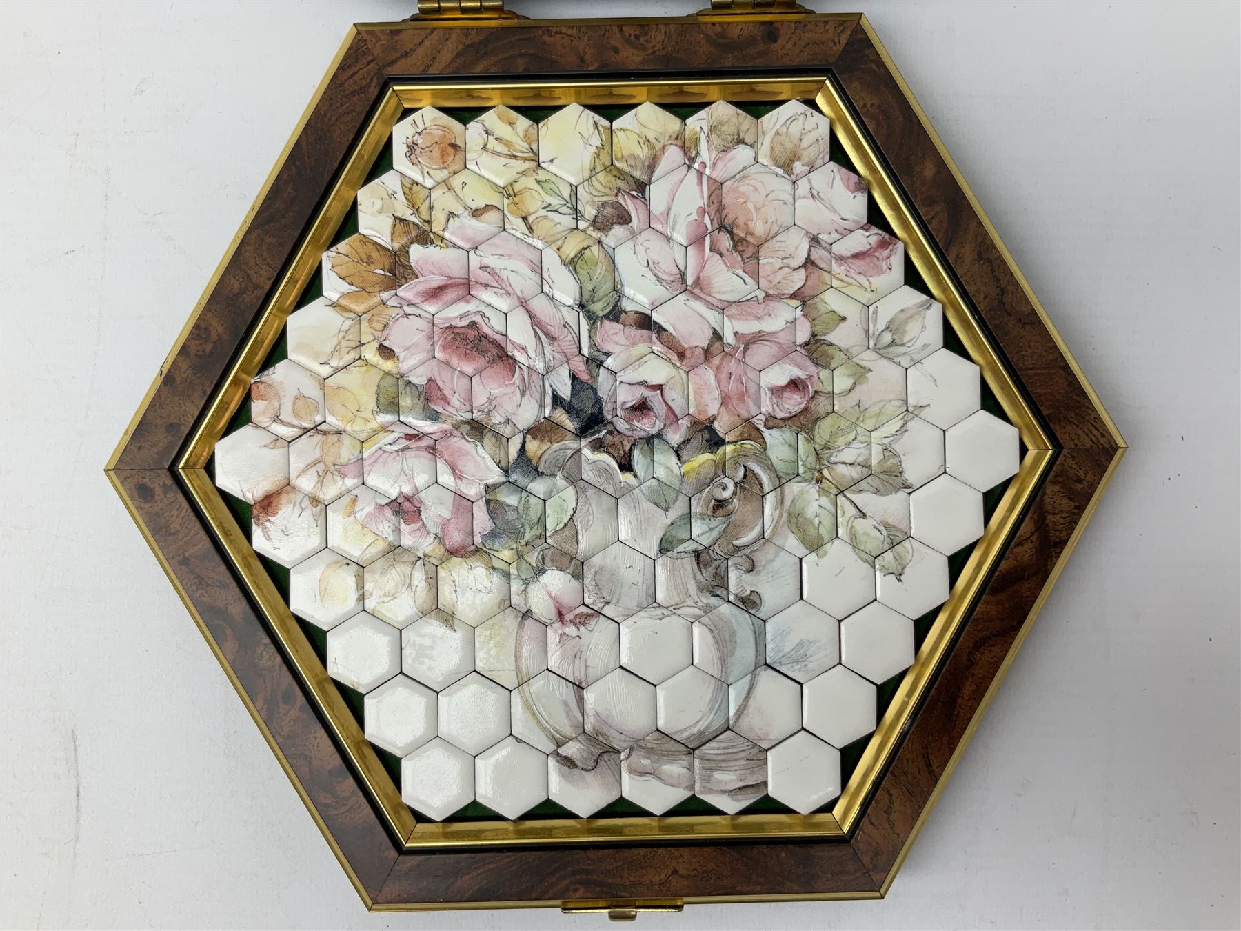 James Peters Worcester cased hexagonal ceramic jigsaw puzzle