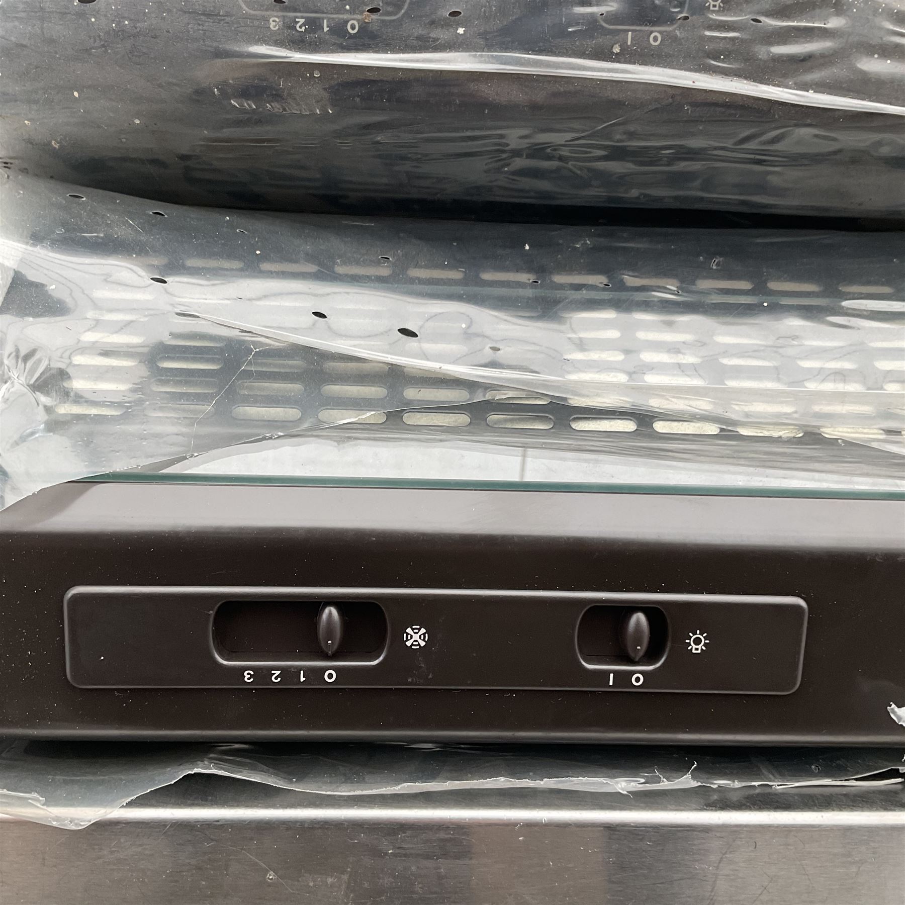 Four kitchen extractor fans with carbon filters - THIS LOT IS TO BE COLLECTED BY APPOINTMENT FROM DUGGLEBY STORAGE, GREAT HILL, EASTFIELD, SCARBOROUGH, YO11 3TX