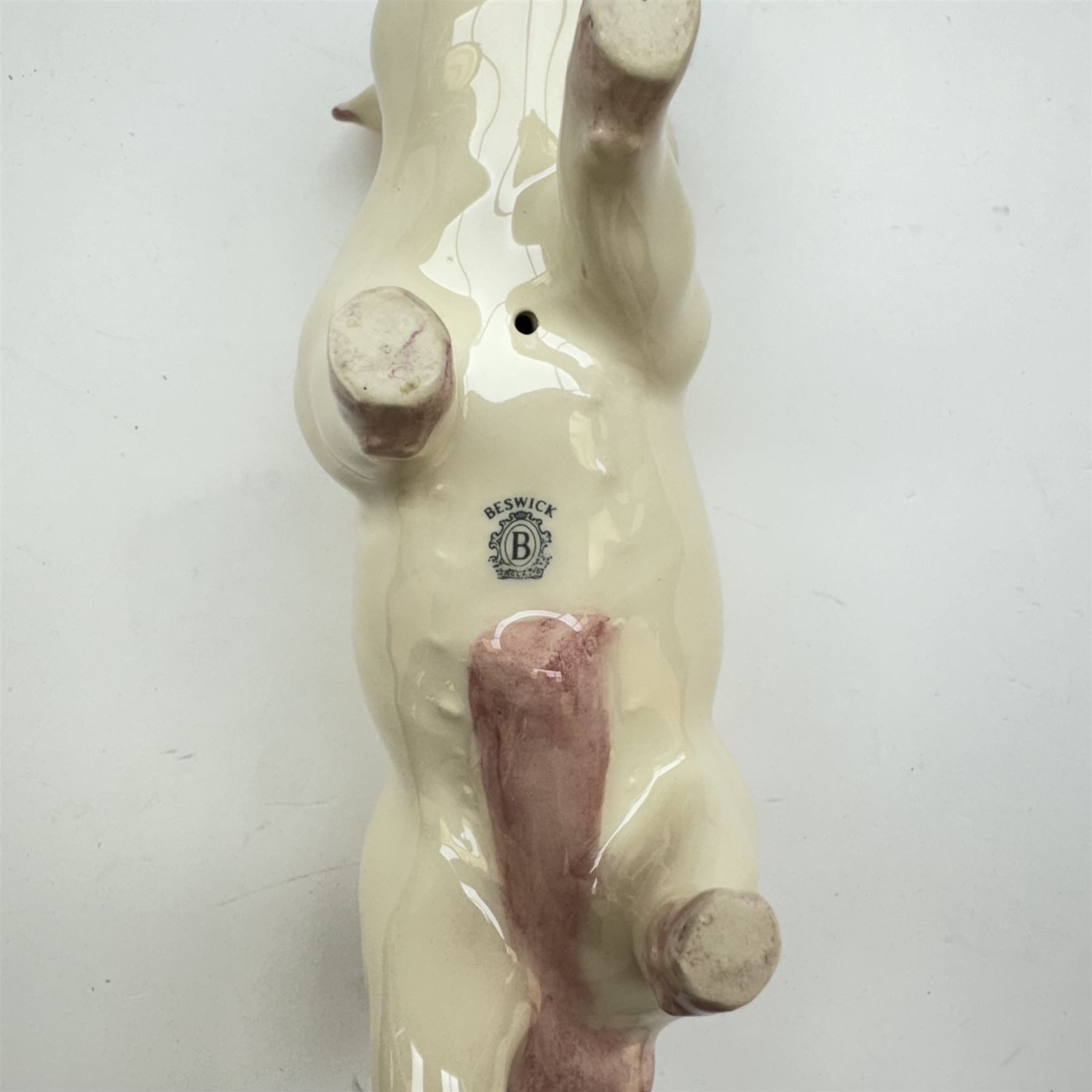 Five Beswick pigs, comprising two CH Wall Queens, Middlewhite Boar, Glocester Old Spot, and Tamworth, together with a Royal Doulton Vietnamese Pot Bellied pig, (6)