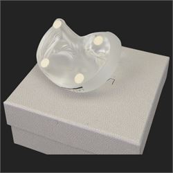 Lalique glass cat in recumbent pose, signed to base, with original box, H3cm