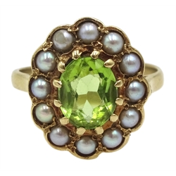 9ct gold oval peridot and split pearl cluster ring