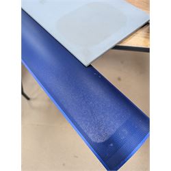 Four Bang & Olufsen Beolab pyramid speakers, Beolab 2000 speakers, two TV frets, phones, etc