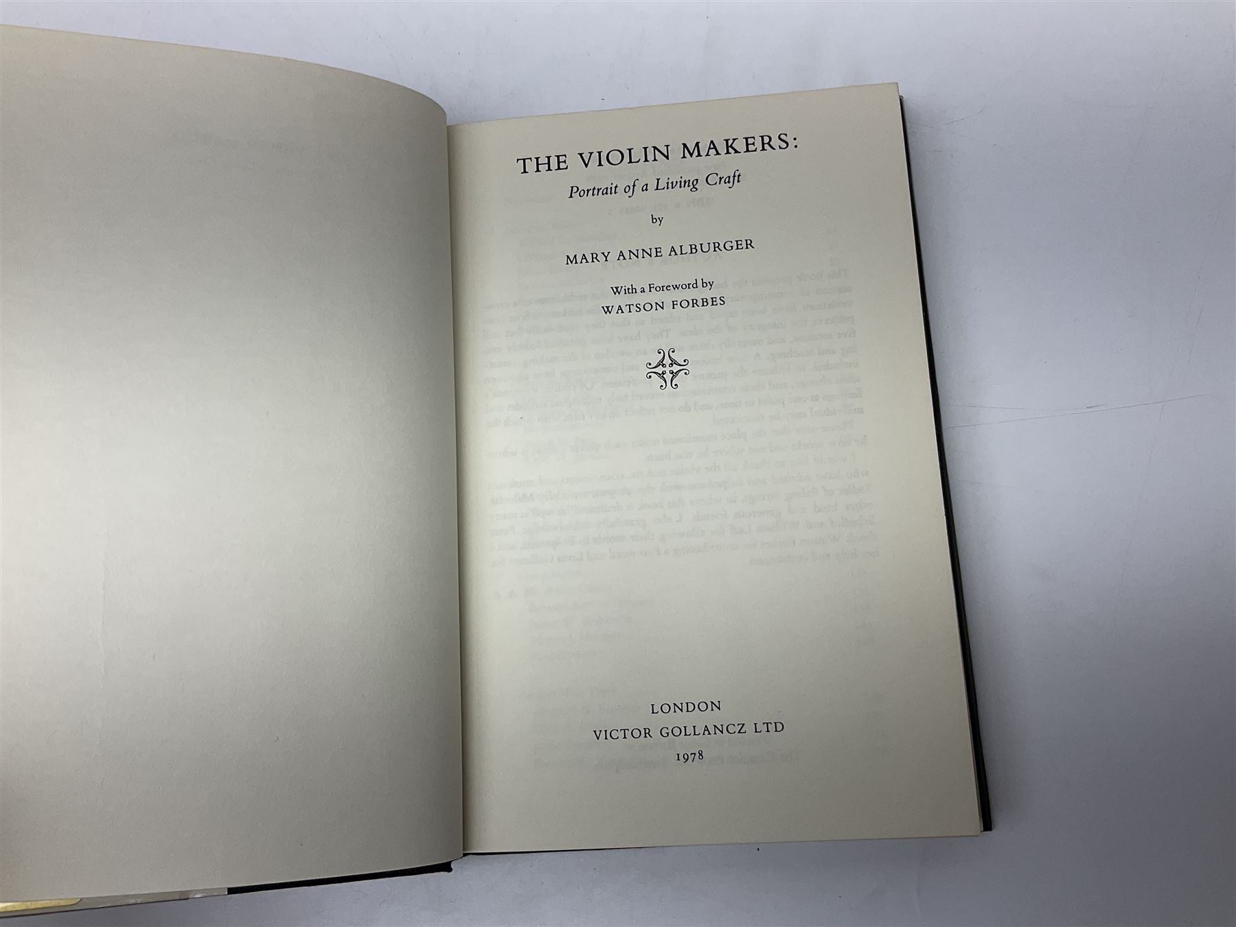 Fourteen books on violins and violin makers including Henley William: Universal Dictionary of Violin and Bow Makers. Five volumes. 1959/60. All first editions with dustjackets; Jalovec Karel: Encyclopaedia of Violin Makers. Two volumes. 1968. Vol.1 with d/j; Heron-Allen Ed.: Violin making As It Was, And Is. Two copies 1984 & 1991. Both with d/j; Henley W.: Antonio Stradivari. 1961; Fetis F.J.: Anthony Stradivari Celebrated Violin Maker. 1964 facsimile edition; Boyden David D.: catalogue of the Hill Collection of Musical Instruments in the Ashmolean Museum. 1979; and two others (14)