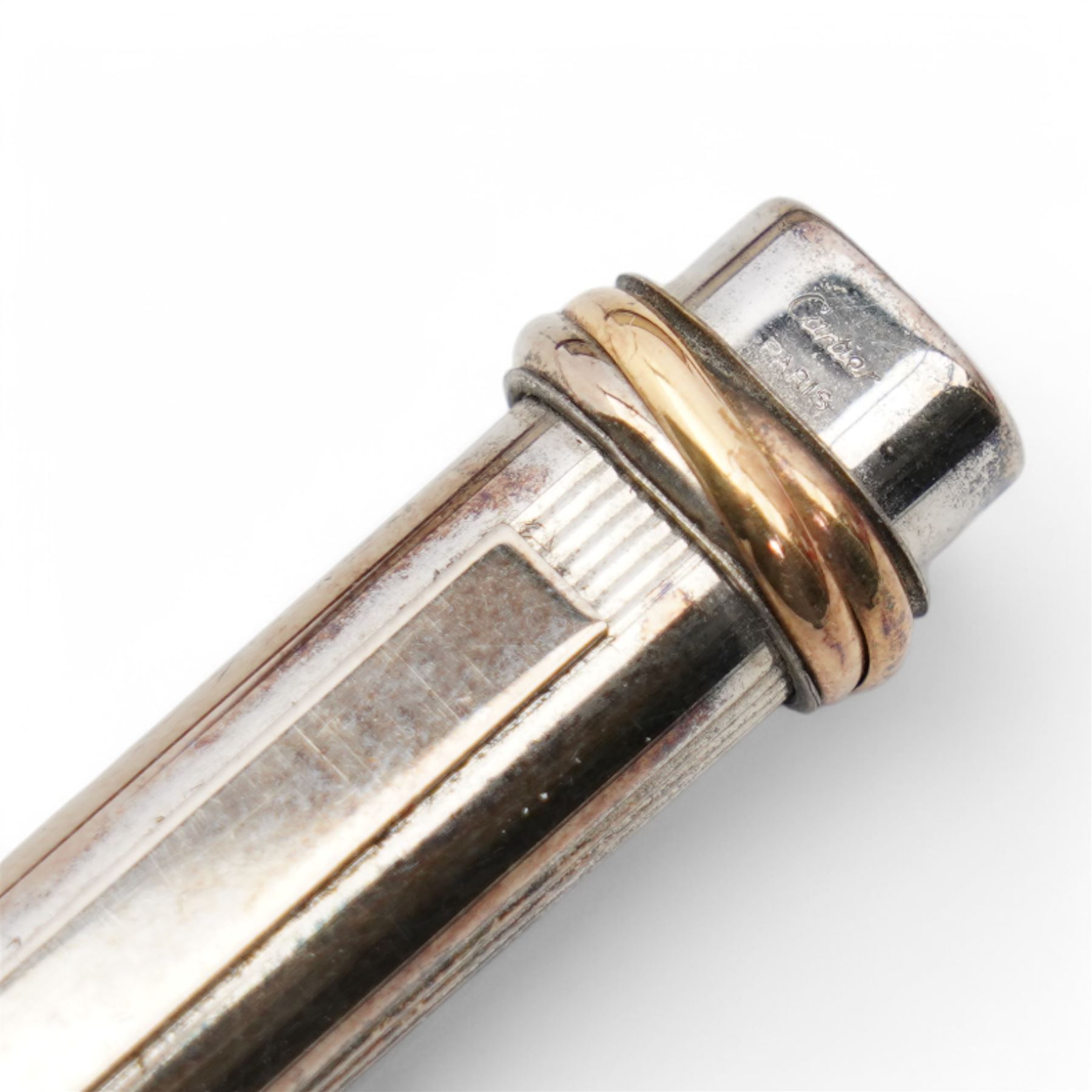 Cartier 'Must de Cartier' fountain pen, cased with cartridges