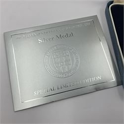 The Royal Mint special limited edition '886 Eleven Hundred Years In Minting 1986' silver medal, sterling silver, 148.4 grams, cased with certificate 