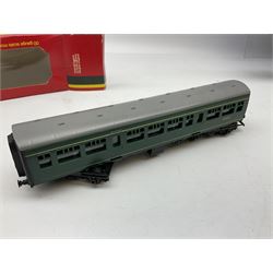 '00' gauge - sixteen passenger  coaches by Tri-ang, Hornby, Airfix and Jouef including Inter-City, Southern etc; all boxed (16)