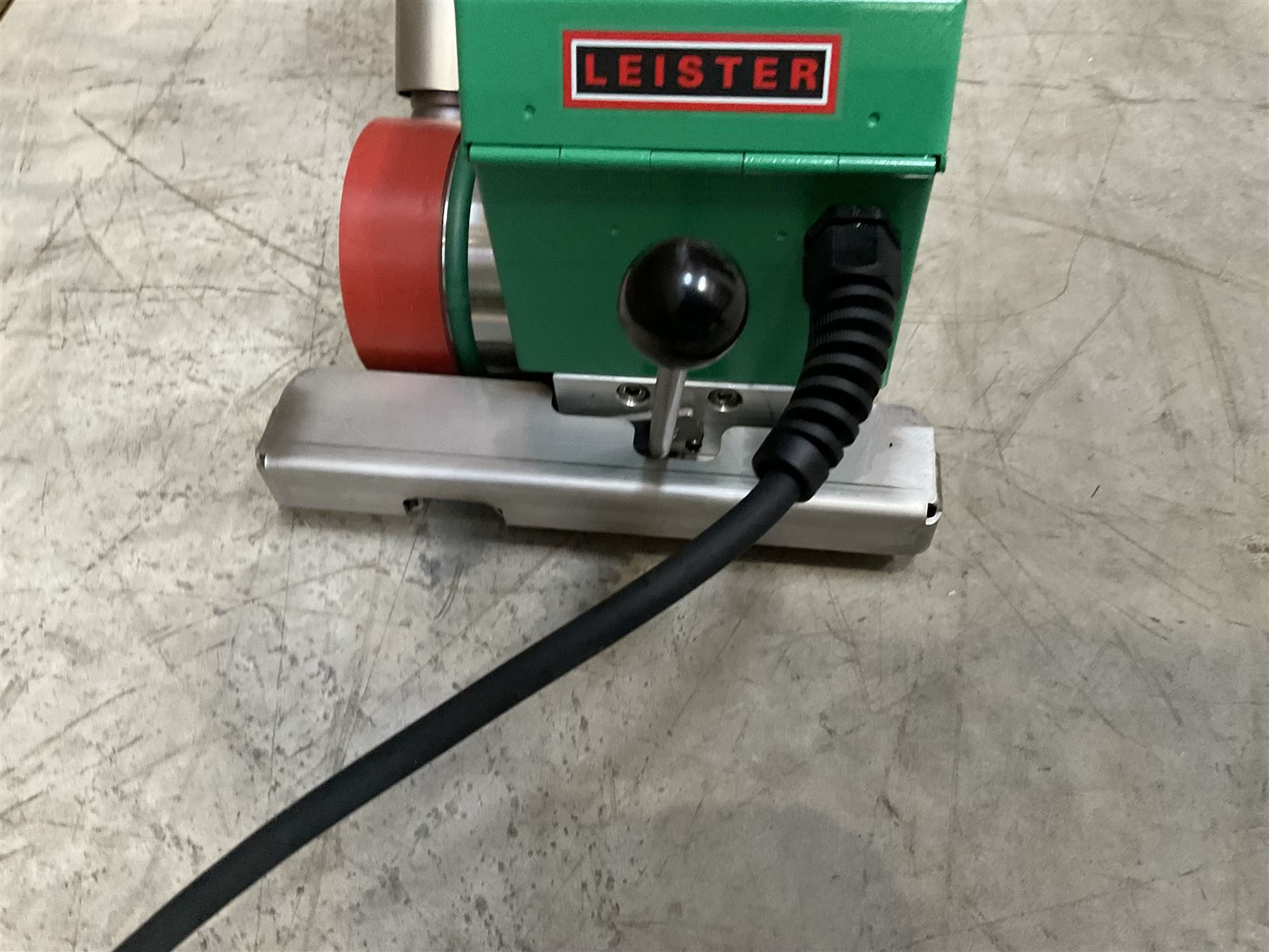 Leister Unifloor E 240V 2300W Hot air welder / floor or fabric welding machine, cased in excellent condition