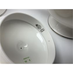 Royal Worcester Howard pattern tea and coffee service for six, comprising coffee pot, teapot, teacups and saucers and coffee cans and saucers (26)