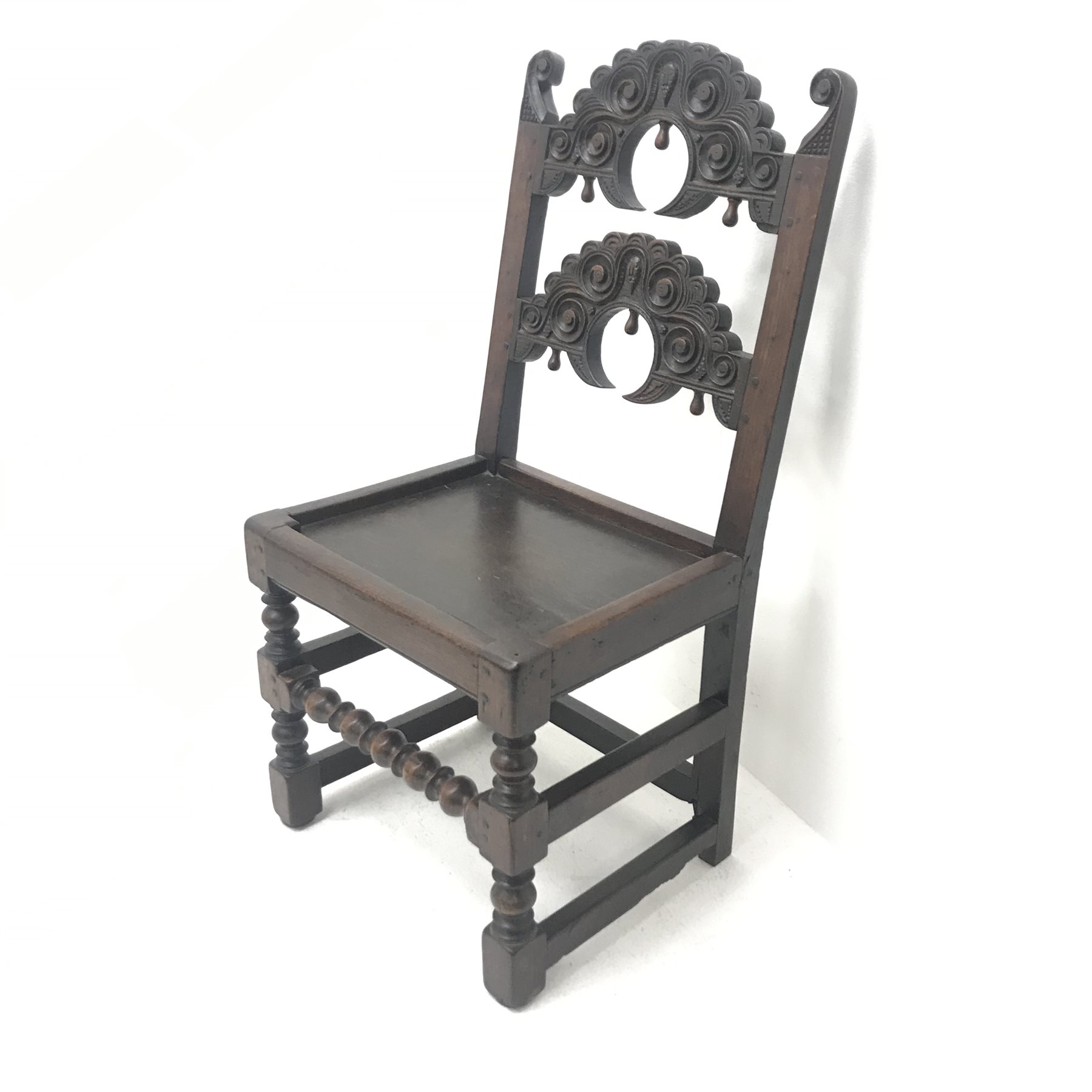 17th century style Yorkshire/Derbyshire oak chair, solid seat, turned
