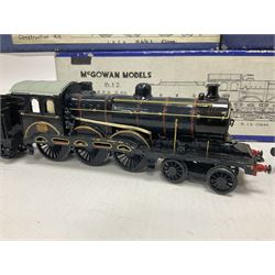 ‘00’ gauge - three kit built steam locomotives comprising GER Class S69/B12 4-6-0 no.1510 finished in GER blue, with McGowan Models box; Aspinall Class 1008 2-4-2T no.50887 finished in BR black, with McGowan Models box; MR/LMS Class 1P 0-4-4T no.1268 finished in LMS black with Craftsman Models box (3) 