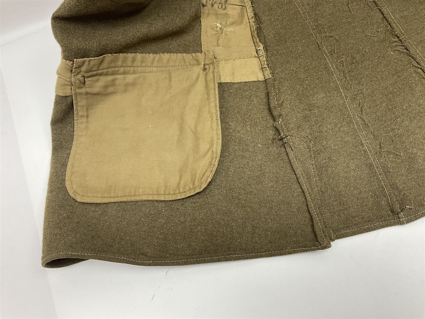 British M22 khaki tunic for the Hampshire Regiment with WW1 trio ribbon bar