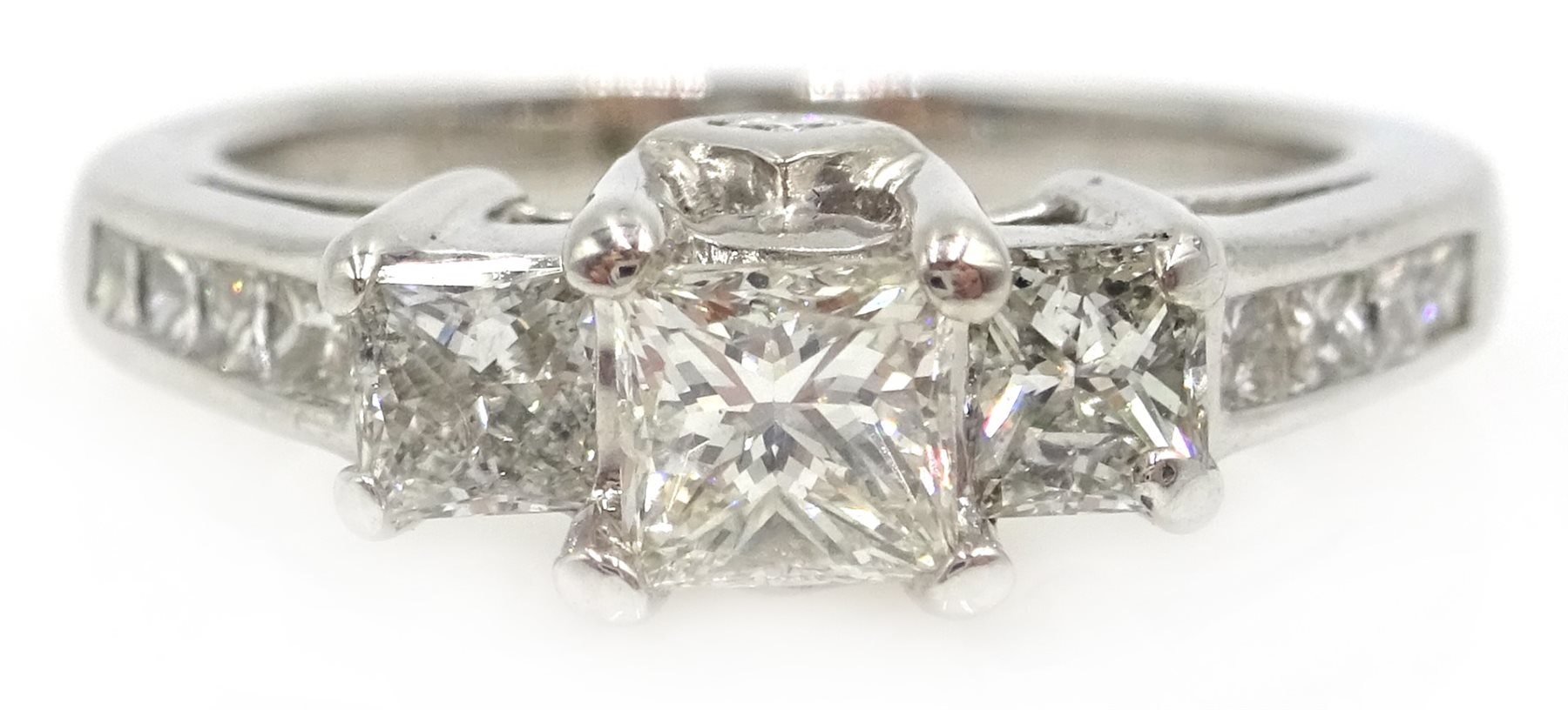 14ct white gold princess cut trilogy diamond ring with diamond