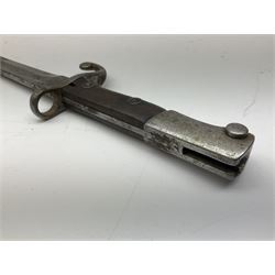 German-made 1908 pattern bayonet by Weyersberg, Kirschbaum & Co, Solingen as used by the Brazilian Army, with 30cm fullered steel blade and hooked quillon numbered 107011 L43cm overall; and Swedish Carl Gustav M1896 Mauser knife bayonet with 21cm steel blade and machined steel grip; in metal scabbard, both numbered 299 L35cm overall (2)