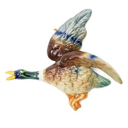 Sylvac - set of four graduated flying ducks, printed and impressed marks verso, largest W32cm (4)