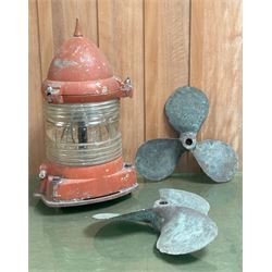Aga Signals Ltd electric signal / light house light (H60cm) together with a pair of bronze boat propellers (W40cm) (3) - COLLECTION BY APPOINTMENT FROM: The White House, Thirsk Road, Easingwold, York, YO61 3NF - CALL 01723 507111 TO ARRANGE
