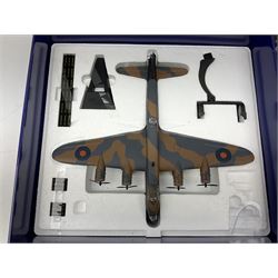 Corgi Aviation Archive - limited edition AA39503 1:72 scale model of Short Stirling Mk.III bomber No.0277/2000, boxed with certificate card