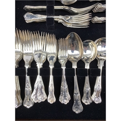 A large mahogany cased silver plated canteen of Kings pattern cutlery, together with two boxed sets of four silver plated napkins. 