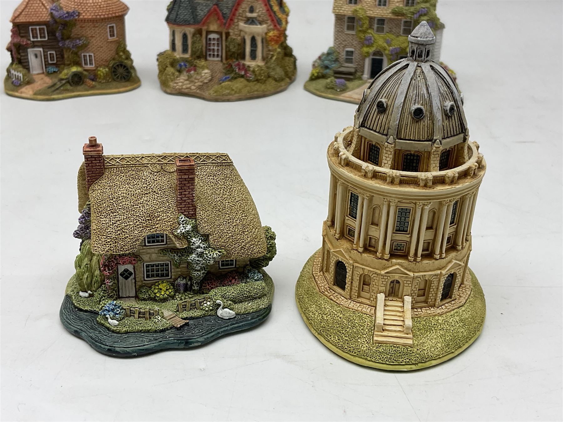 Twenty Lilliput Lane models | Antiques, Collectables, Ceramics
