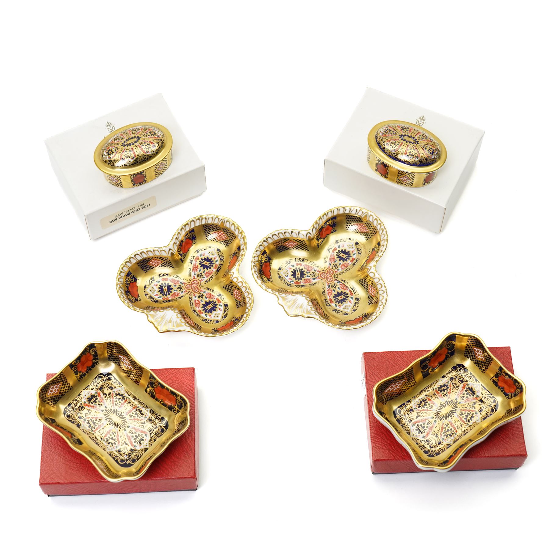 Pair of Royal Crown Derby Imari 1128 pattern oval pill boxes, boxed, W6.5m; together with two further pairs of trays in the same pattern, of clover and rectangular form, boxed (6)