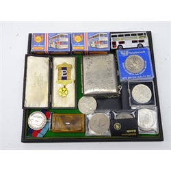 Silver-plate coin purse, two boxed Matchbox 'Silver Jubilee Bus' and another unboxed, 1914 1918 war medal, snuff box, commemorative crowns etc  