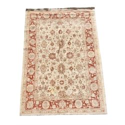 Persian Sultanabad rug, beige and red ground