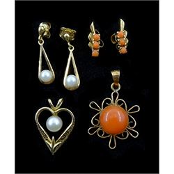 Gold coral pendant and gold pearl pendant, both stamped 14K, pair of gold coral stud earrings and pair of pearl pendant stud earrings, both hallmarked 9ct