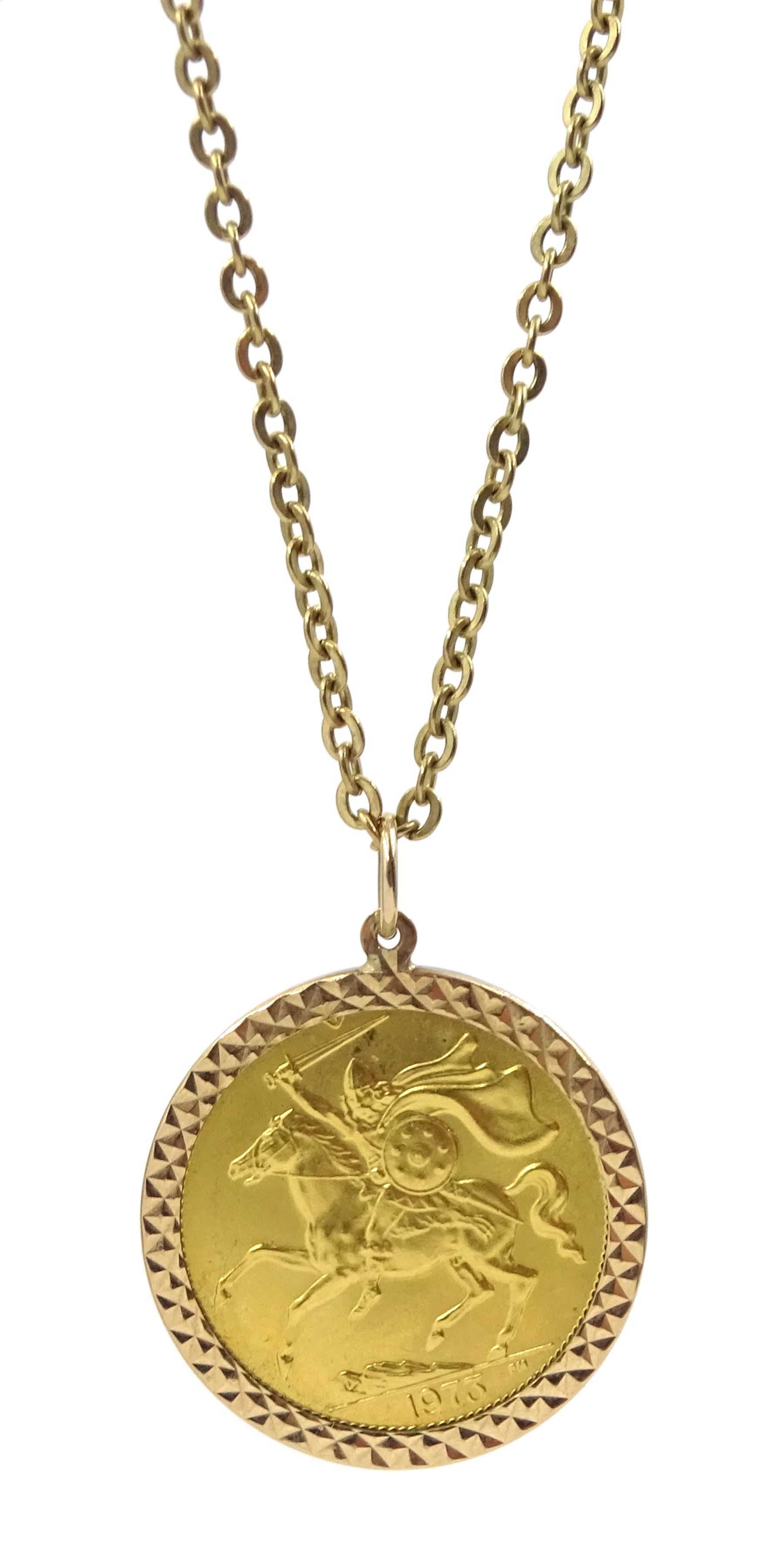 Elizabeth II 1973 Isle of Man gold full sovereign, loose mounted in gold pendant on gold necklace, both 9ct