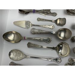 Silver Kings pattern knife, hallmarked Walker & Hall, together with a quantity of silver plated Kings pattern cutlery, including items by Osbourne's and United Cutlers, comprising table knives, table forks, table spoons, serving forks, ladle, berry spoons, teaspoons, dessert forks, cake slice, etc