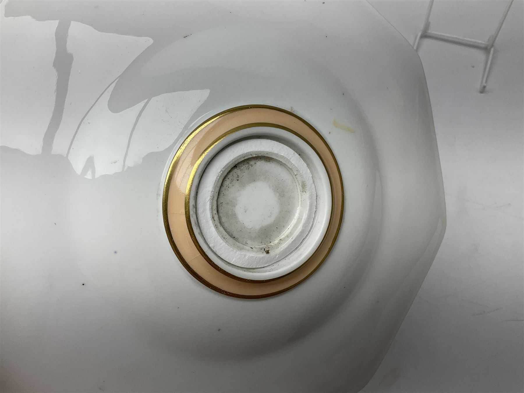 Devonport imari pattern comport set, comprising two tall comports and three low comports, together with twin handled pedestal ovoid vase, decorated with landscape with gilt swan handles, vase H25cm