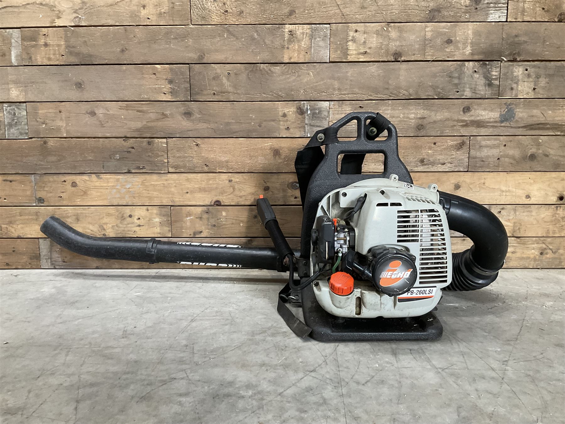Echo PB-260LSI blower
