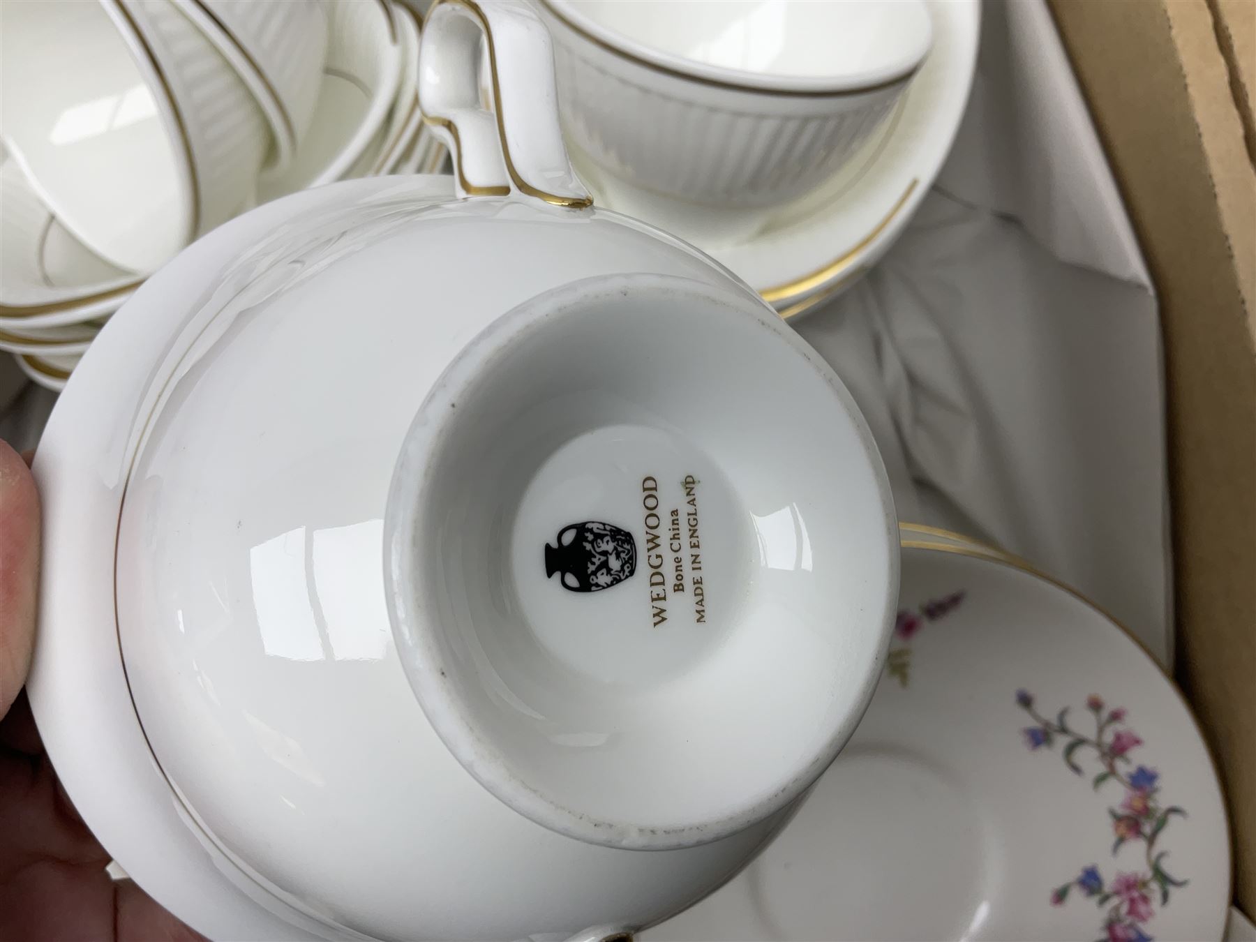 Wedgwood Insignia pattern tea and dinner wares, Wedgwood Chelsea gold pattern teapot and two Wedgwood soup bowls and saucers