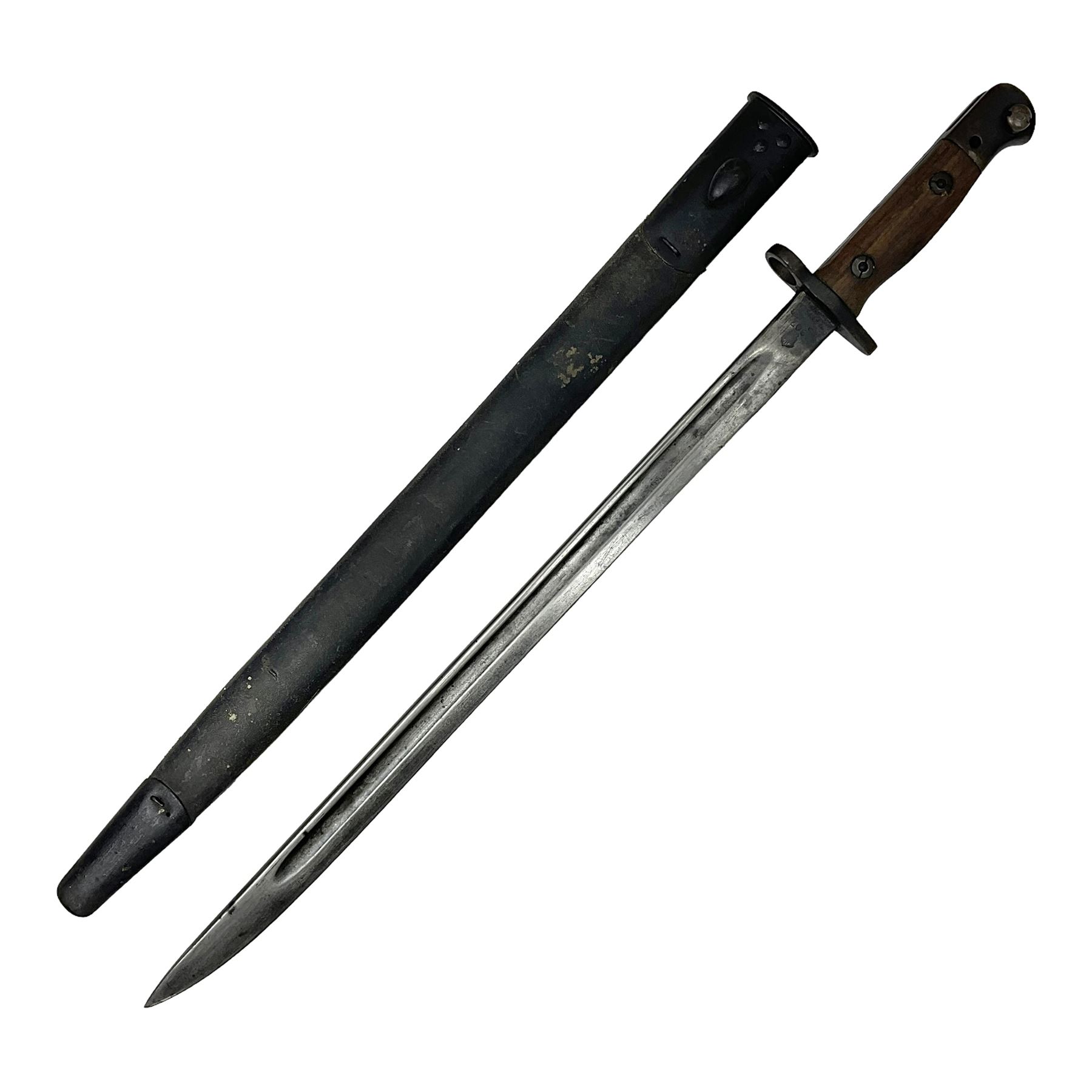 WWI British 1907 pattern bayonet, the 43cm fullered blade by Wilkinson with various marks to the ricasso; in leather covered scabbard numbered 294 to the throat and stamped M/58 L58.5cm overall