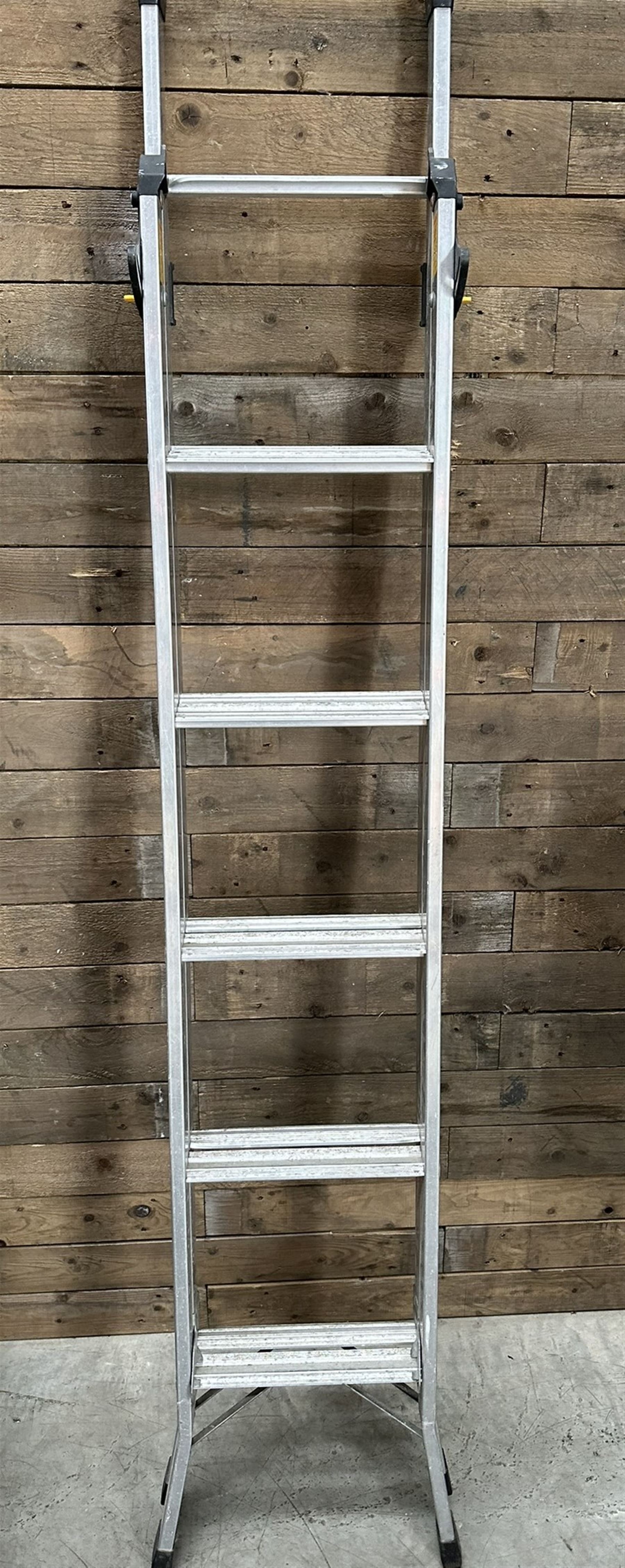 Set of multi-extending step ladders, and a railway timber railway sleeper