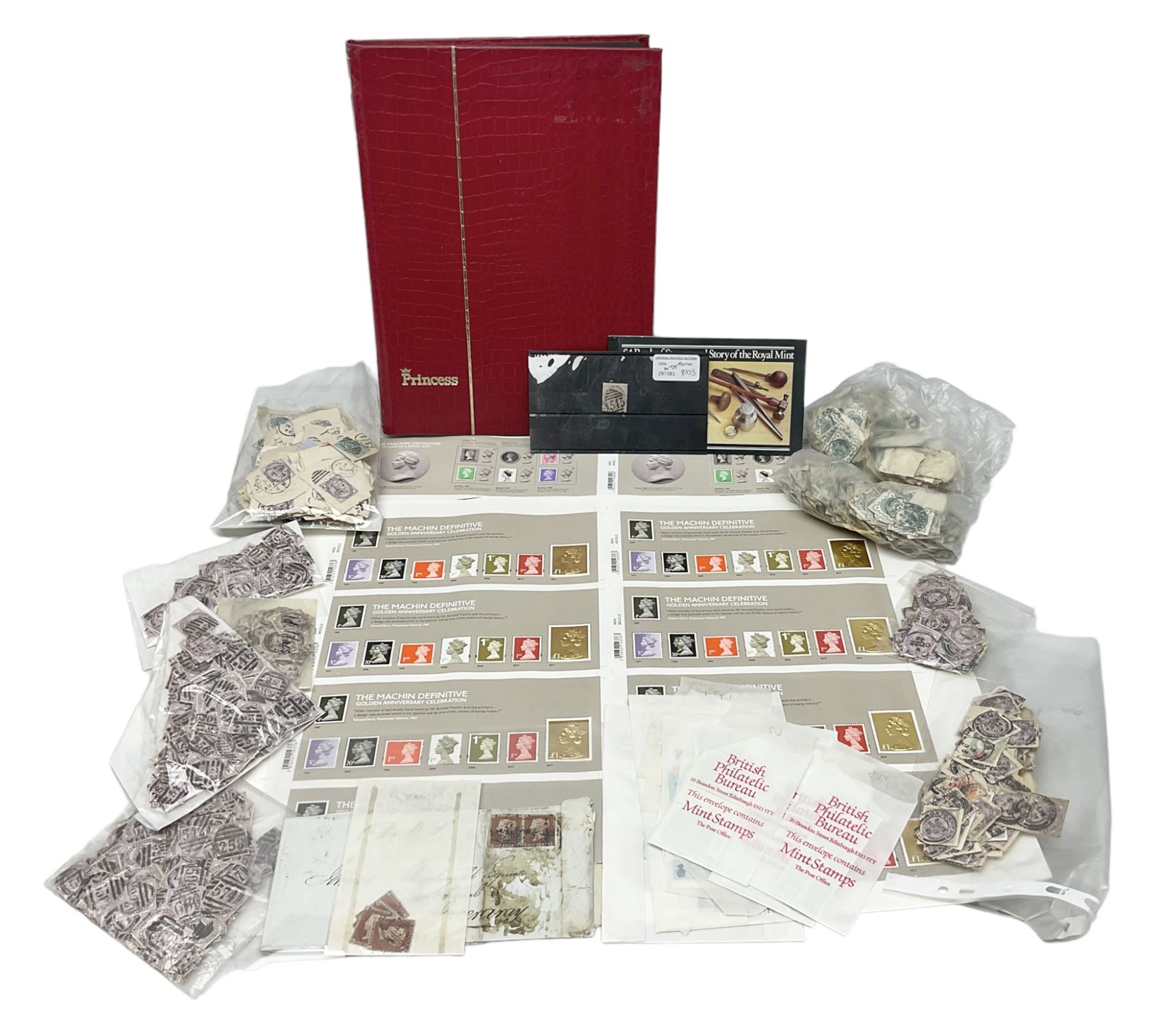 Collection of British stamps, to include Queen Elizabeth II mint decimal stamps, Victorian kiloware and others