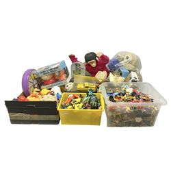 Large quantity of modern toys, keyrings and collectables to include South Park, Ben 10, Paddington Bear etc in five boxes