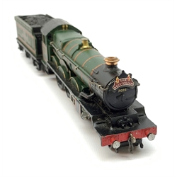 Hornby Dublo - EDLT20 electric three-rail Castle Class 4-6-0 locomotive 'Bristol Castle' No.7013 with tender, in plain blue box