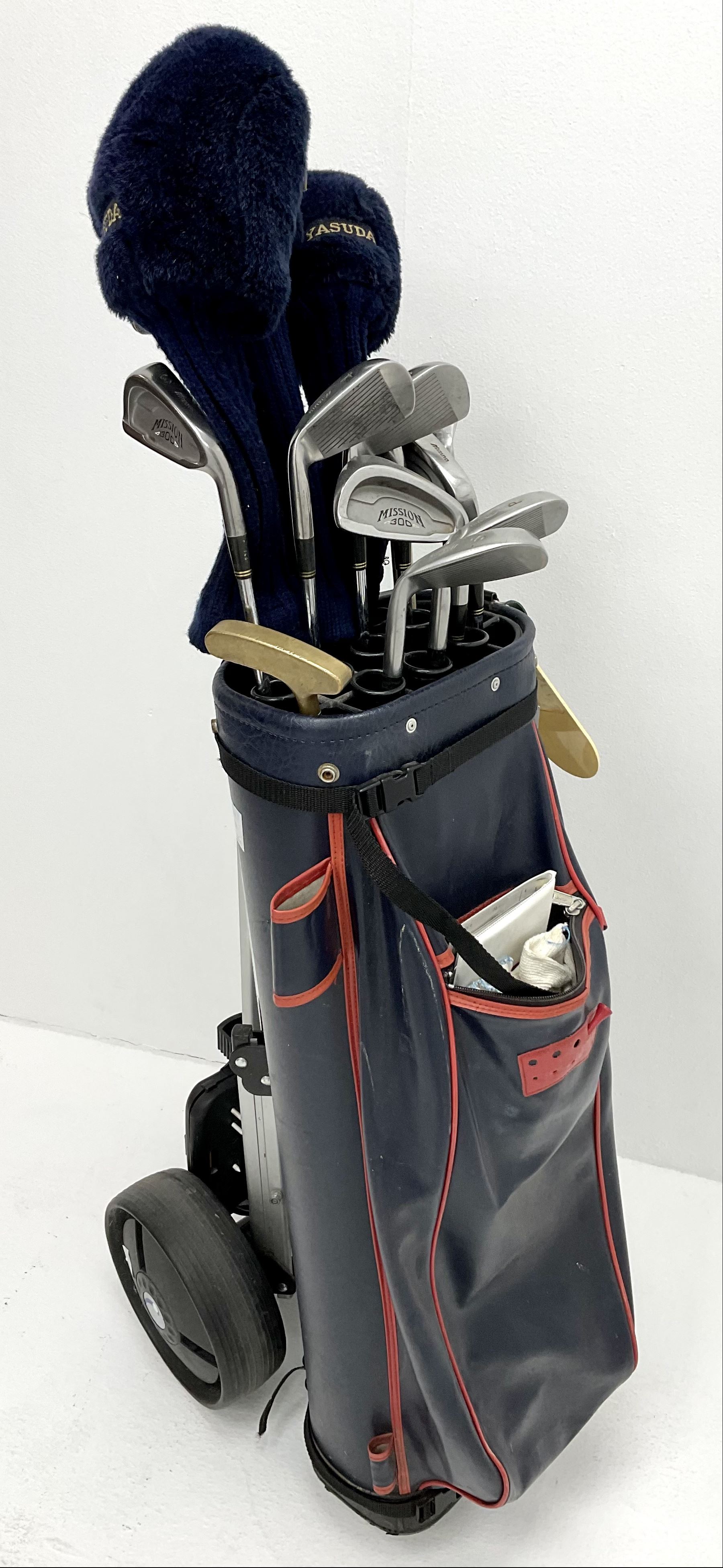 Mizuno Mission golf clubs with bag 