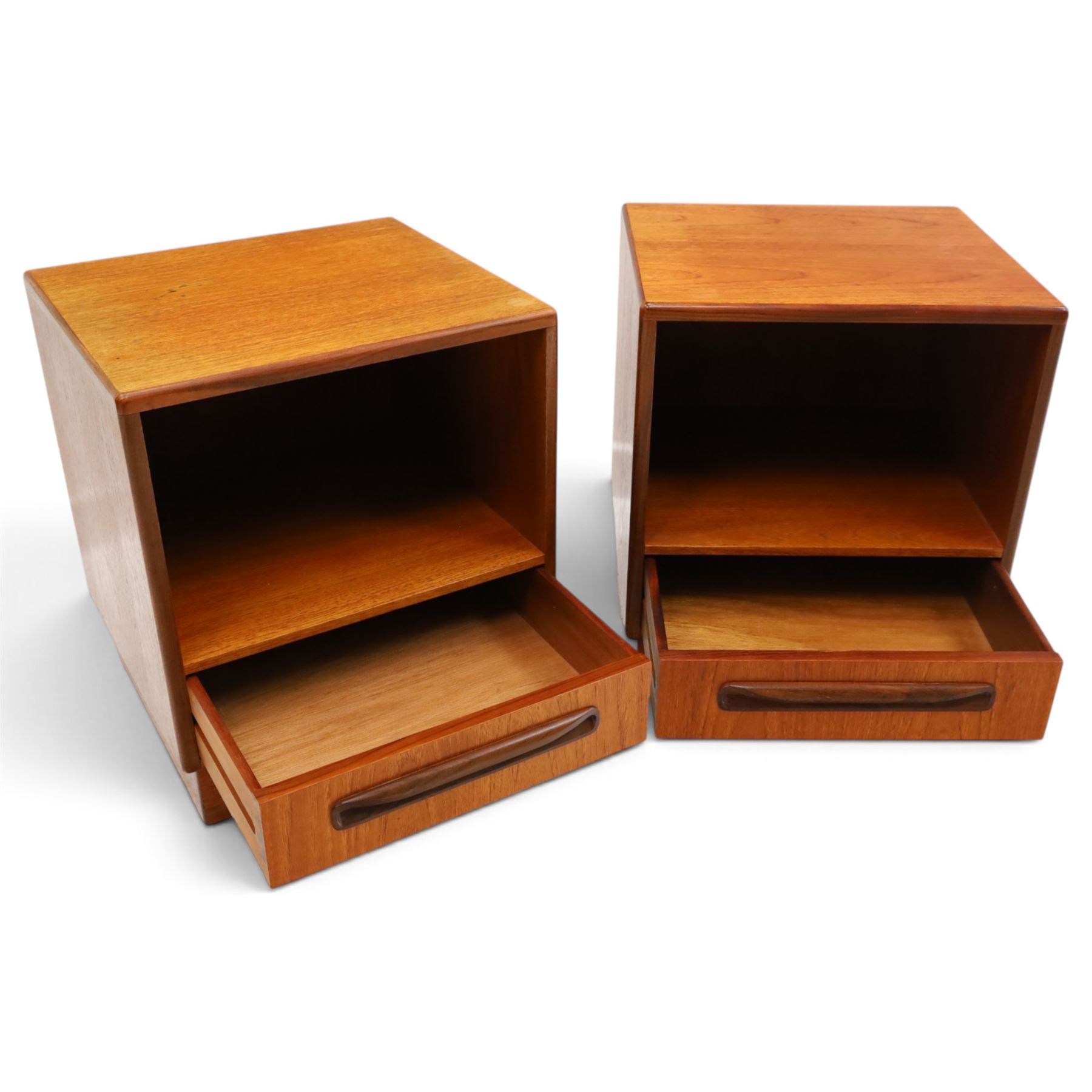 G-Plan - ‘Fresco’ teak pair of bedside cabinets, each with rectangular top over open recess and single drawer with sculpted handle, on plinth base