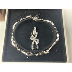 Maurice Lacroix gentlemans quartz wristwatch, 92127, with gold plated case, date apeture and leather strap, together with a Swarovski Crystal bracelet, two silver brooches and two costume brooches