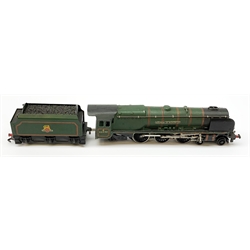Hornby Dublo - electric three-rail Duchess Class 4-6-2 locomotive 'Duchess of Montrose' No.46232, in plain cardboard box; with separately boxed Tender D12 (2)