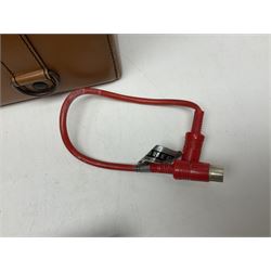 Uher 4200 Report Monitor professional tape recorder, complete with instructions and leather carry case