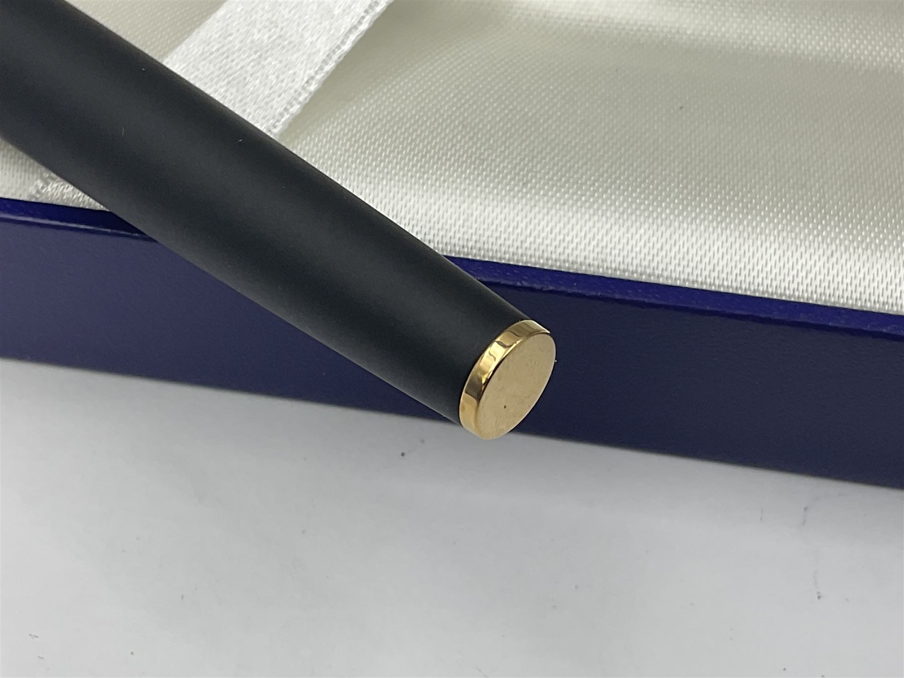 Waterman Hemisphere fountain pen and matching ballpoint pen, both in presentation boxes