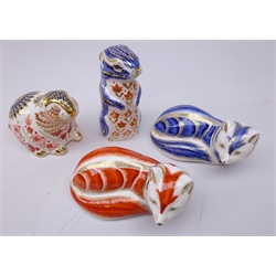  Four Royal Crown Derby paperweights: Arctic Fox & Red Fox, silver stopper, Beaver dated 1994 and Chipmunk dated 1986 (4)  