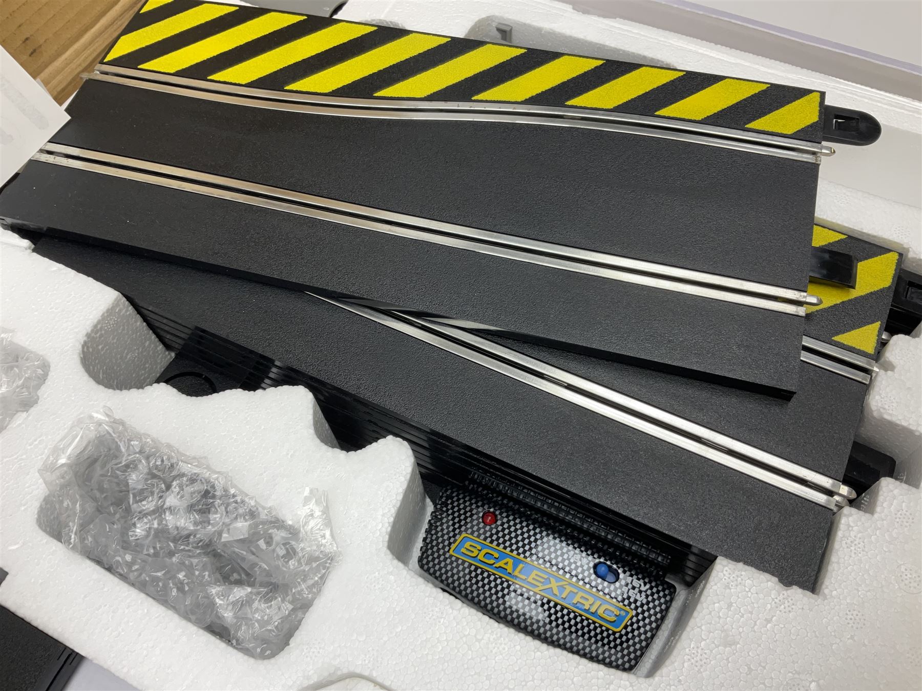 Scalextric James Bond 007 set, c1254 with Aston Martin DB5 Goldfinger car and Aston Martin DBS Casino Royale car, in original box