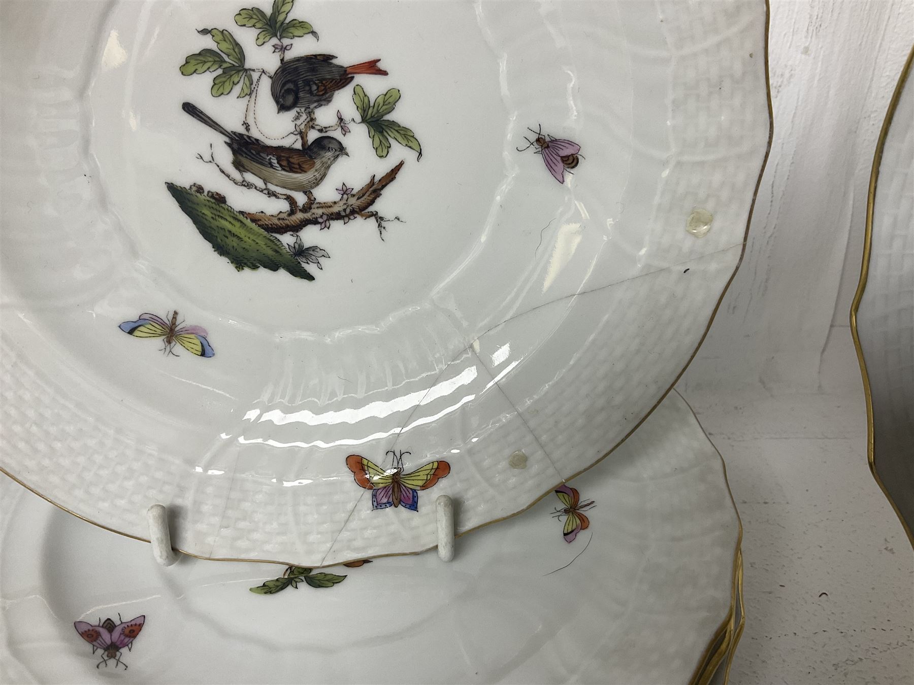 Herend of Hungary Rothschild bird pattern, part tea service, comprising two large teacups and saucers, two teacups and three saucers, milk jug, sugar bowl, five dessert plates and two side plates (18)