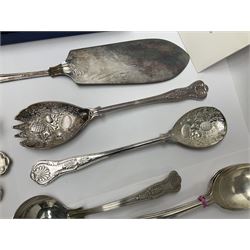 Silver Kings pattern knife, hallmarked Walker & Hall, together with a quantity of silver plated Kings pattern cutlery, including items by Osbourne's and United Cutlers, comprising table knives, table forks, table spoons, serving forks, ladle, berry spoons, teaspoons, dessert forks, cake slice, etc