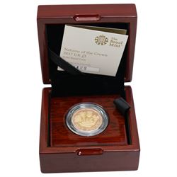 The Royal Mint Queen Elizabeth II 2017 gold proof one pound coin, with case and certificate