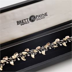 Brett Payne silver and 9ct gold fruiting vine necklace, seventeen links with alternating pears and apples and 9ct gold leaves, Sheffield 1998, boxed