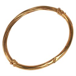 9ct jewellery including bangle, initial bracelet, chains and ring, all stamped or hallmarked 