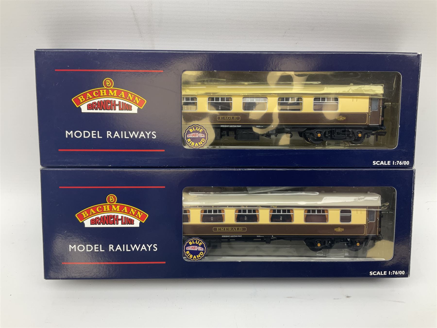 Bachmann Branch Line 00 Gauge Coaches To Include MK1 Corridor SK 